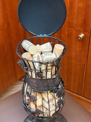 Porta tappi vino in metallo Corks usa