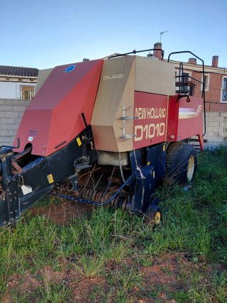 Empacadora New Holland D1010