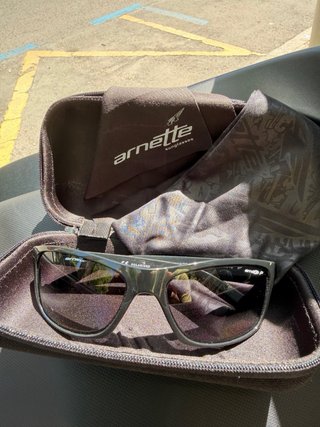 Gafas de sol Arnette negras
