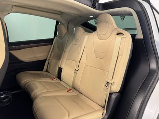 Tesla Model X 90D 525cv