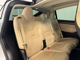 Tesla Model X 90D 525cv