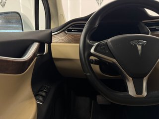 Tesla Model X 90D 525cv