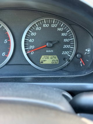 Mazda 2 2004