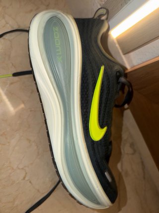 Nike Vomero Plus Hombre Talla 42