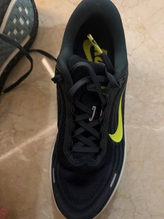 Nike Vomero Plus Hombre Talla 42