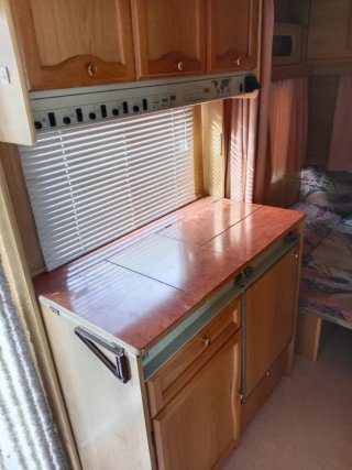 Caravana Roller Sevilla 410