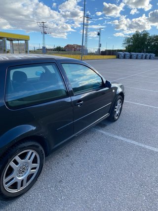 Volkswagen Golf 2002