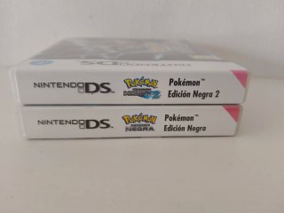 Cajas y manuales Pokémon Negra 2 y Negra