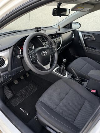 Toyota Auris 2013