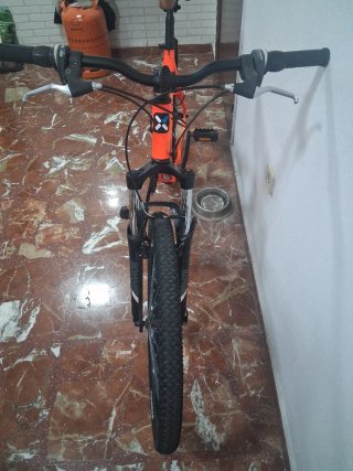 Bicicleta Montaña Naranja B'Twin