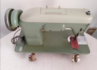 Máquina de coser Sigma modelo H