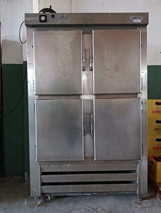Nevera industrial 4 puertas