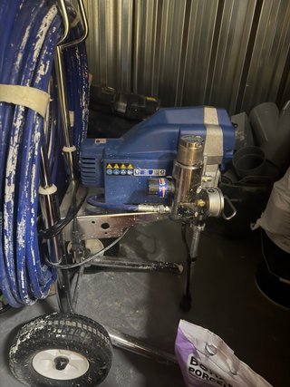 Graco Magnum A100 y maquina multicapa bateria