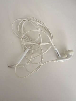 Auriculares Samsung Blancos