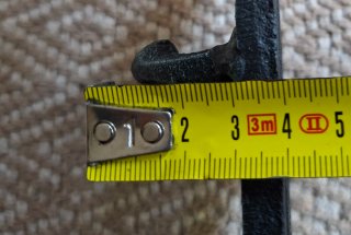 Colgador de hierro fundido con caballos