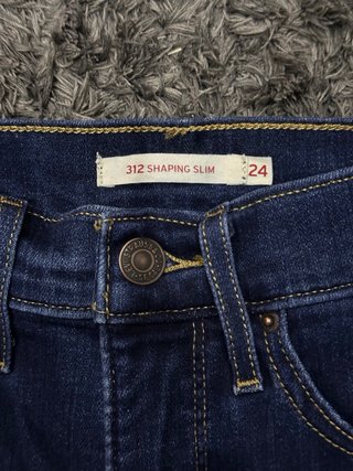 Levi's 312 Shaping Slim Jeans W24 L32