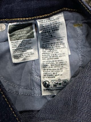 Levi's 312 Shaping Slim Jeans W24 L32