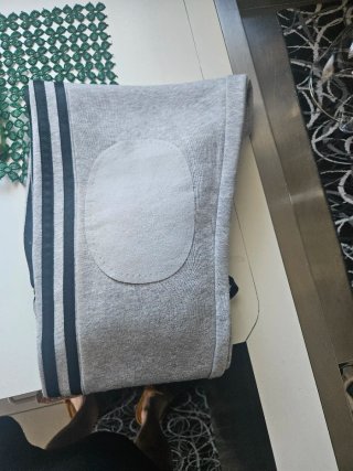 Pantalone tuta Adidas grigio con bande 9/10