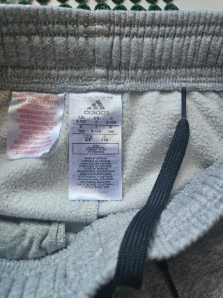 Pantalone tuta Adidas grigio con bande 9/10