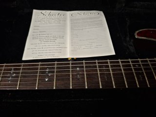 Guitarra para zurdo Schecter Hellraiser C-7 LH