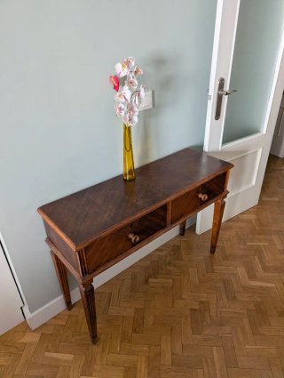 Mesa de entrada de madera