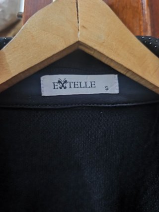 Chaqueta Extelle Negra Brillante Talla S