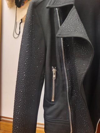Chaqueta Extelle Negra Brillante Talla S