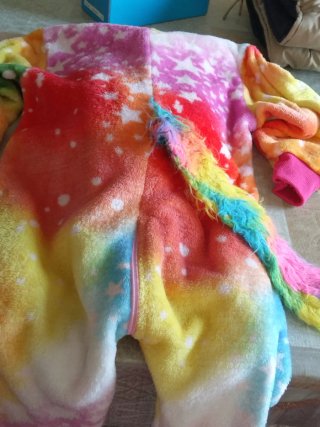 Pijama unicornio arcoíris estrellas