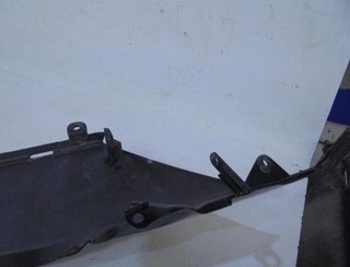 Carenado trasero izquierdo suzuki burgman . 26402