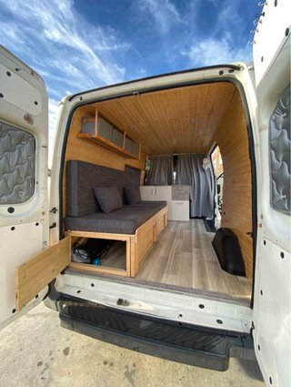 Ford Transit 2000