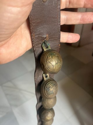 Cascabeles antiguos afganos de bronce