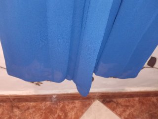 Vestido largo Eva&Lola azul con pedrería
