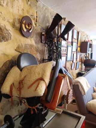 Montura vaquera y zahones Huelva