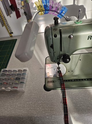 Máquina de coser industrial Refrey