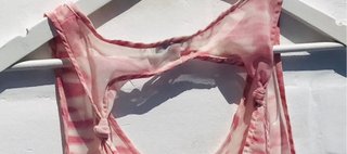 Blusa pastel semitransparente