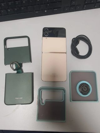 Samsung Galaxy Z Flip 4 Dorado 128GB