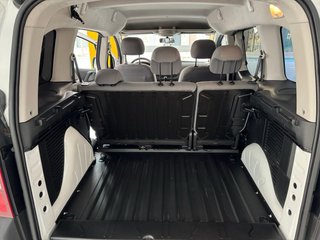 Peugeot Partner Tepee 2016 1.6 Hdi