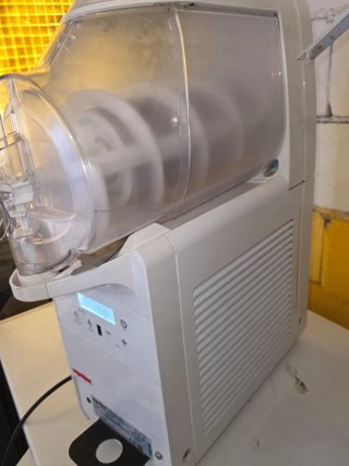 Máquina de helados Ugolini Mini Gel Plus