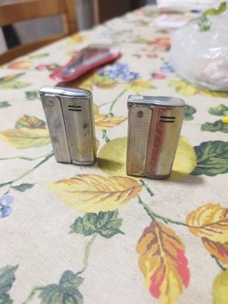 2 mechero gsolina antiguos, regalo 2 más, ver foto