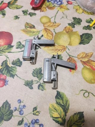 2 mechero gsolina antiguos, regalo 2 más, ver foto