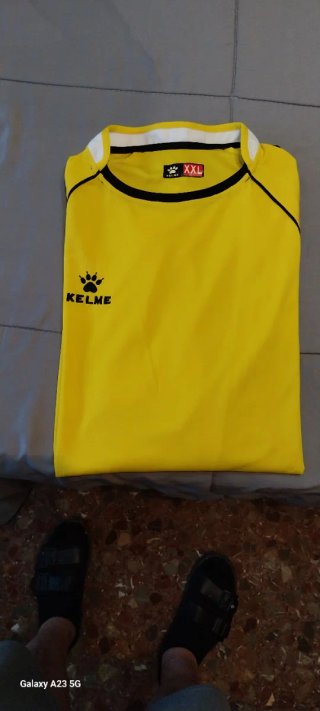 2 Camisetas Kelme Talla XXL