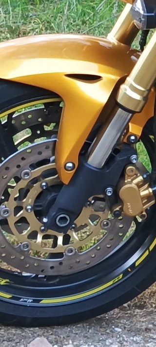 Honda CBR Dorada/Naranja Sportbike