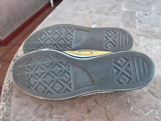 Zapatillas Converse Amarillas Talla 45 o 10 1/2.
