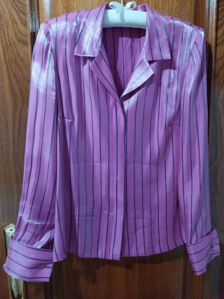 Blusa fucsia rayas negras T.42
