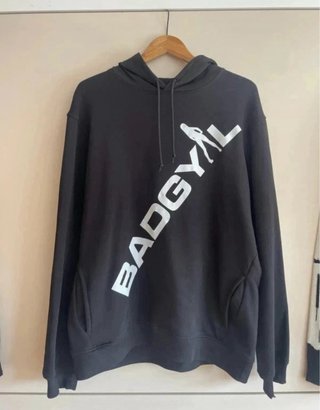 Sudadera Bad Gyal Negra