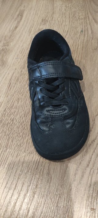 Zapatos Lujan Negros talla 31