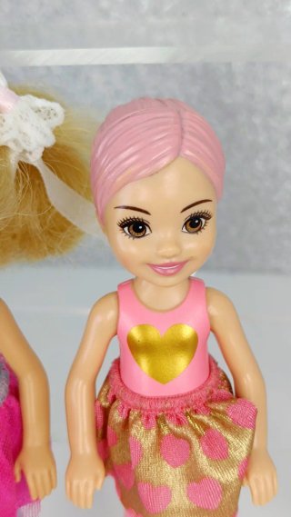 2 Muñecas Chelsea Barbie