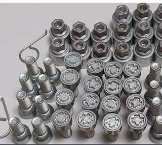 TORNILLOS ANTIRROBO VW GOLF AUDI  SEAT VW T4 T5 T6