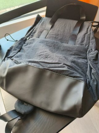 Mochila Decathlon 10L Negra - Nueva