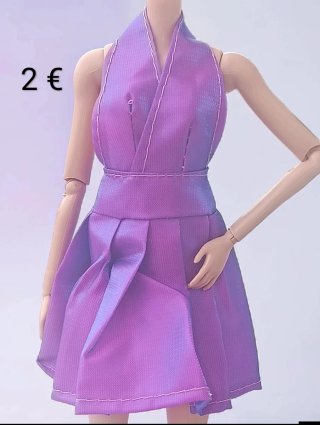 Vestiti per Barbie, guarda l'annuncio